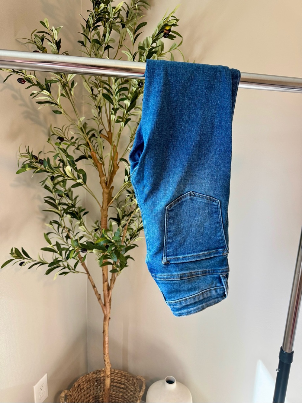 Vervet by Flying Monkey Jeans Style Haylie Size 26